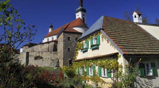 Bad Kötzting Kirche mit Festung